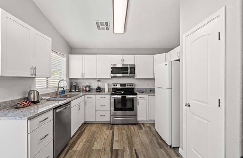 Rita Ranch House | Sunny Southwest Escape: Perfect for January Fun