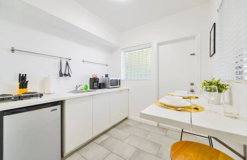 Northeast Miami Apartment | Sunny Studio in the Heart of Miami