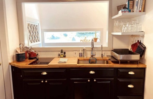 College Hill Apartment | Sunny Studio Loft Next to RISD & Brown w/Parking!