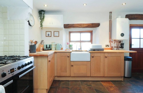 Fourstones Near Bentham Cottage | SUNNYBROOK COTTAGE, pet friendly in Bentham, Yorkshire