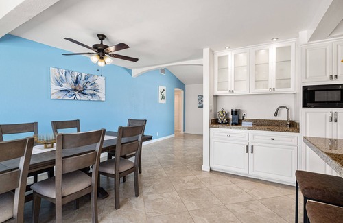 Racquet Club South House | Sunnyside House with Pool in Palm Springs