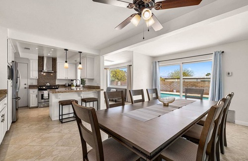 Racquet Club South House | Sunnyside House with Pool in Palm Springs