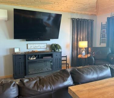 Osakis House | Sunrise Lake Escape