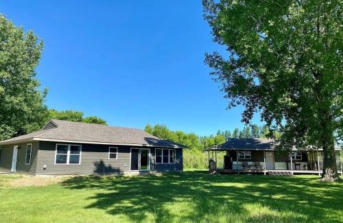 Osakis House | Sunrise Lake Escape