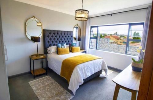 Jeffreys Bay Apartment | Sunrise on Gazelle