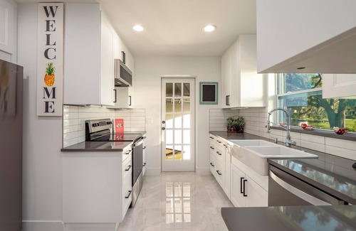 Windermere House | Sunrise On The Lake in Downtown Windermere