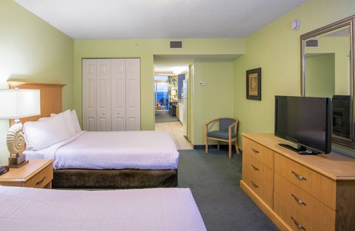 Myrtle Beach Hotel | Sunrise Views from 4 Peaceful Oceanfront Suites with Full Kitchen by the Beach