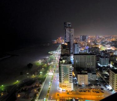 Rumailah Apartment | Sunset Ajman Beach - kids friendly