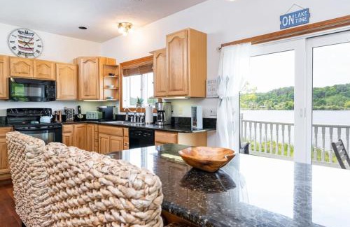 Frankfort House | Sunset Bay - Lakefront, Large, And Gorgeous!