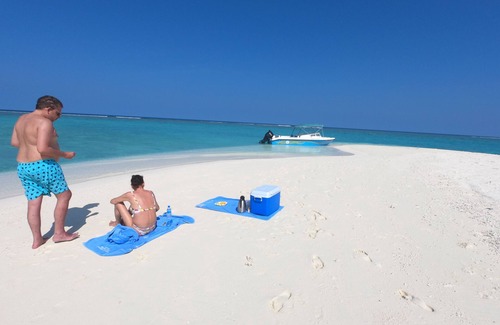 Mathiveri House | Sunset Beach Stay