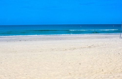 Sunset Beach House | Sunset Beach Treasure Island 3/2 Wi-fi Parking AB