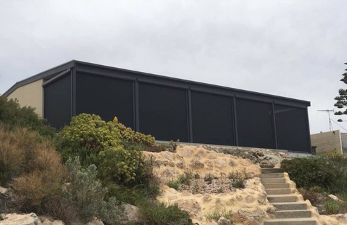 Para Wurlie House | Sunset Beachfront Holiday Home