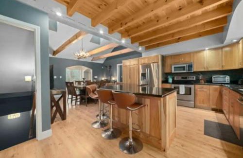 Dandridge House | Sunset Cove Lakefront Luxury Lodge with Private Dock