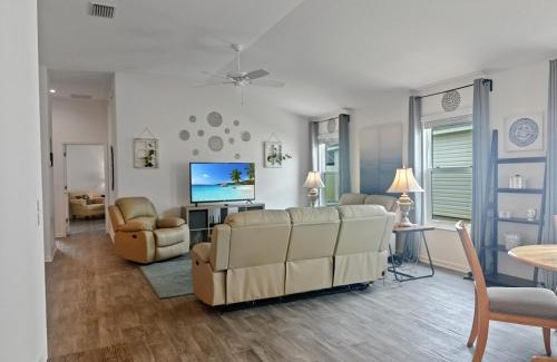 Wildwood Villa | Sunset Cove