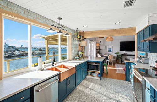 Ono Island House | Sunset Cove - Your Oasis Awaits! With Stunning Sunset Views & A Private Beach!