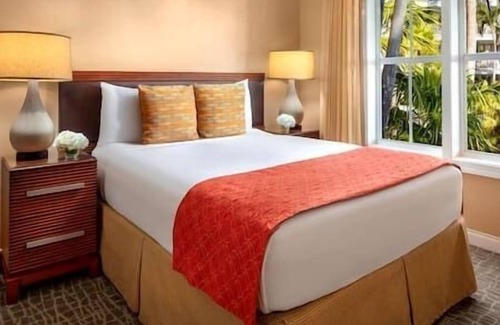 Truman Annex Resort | Sunset Harbor Resort & Spa, Hot Tub, Pool