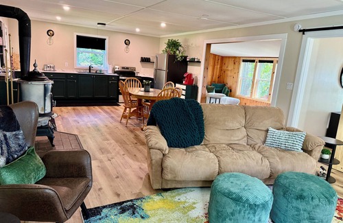 Remer Cabin | Sunset Haven- NEW- in tranquil Remer with AC, WiFi. Enjoy a peaceful getaway!