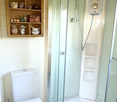 Llanfallteg House | Sunset Hideaway