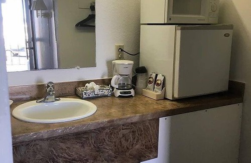 Wamsutter Hotel | Sunset Inn