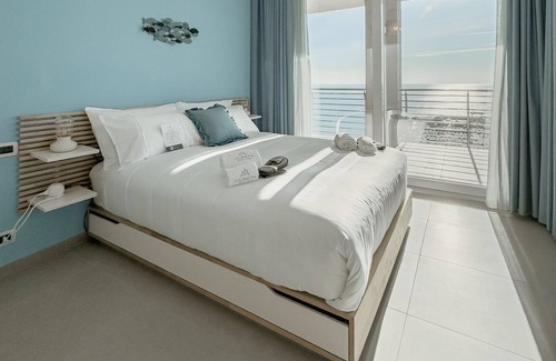 Magazzeno Bed & Breakfast | Sunset - Lilibeth Luxury Suites