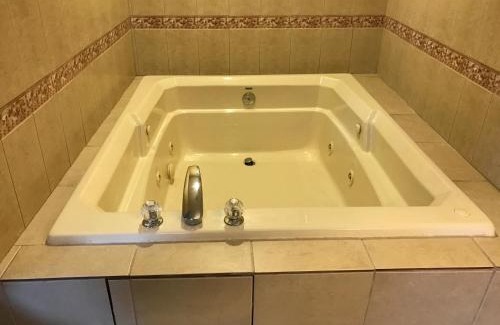 Egg Harbor Township Hotel | Sunset Motel