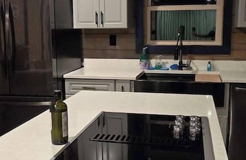 White Pine Cabin | Sunset Pointe Douglas Lake Cabin