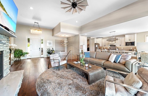 Lake Ozark House | Sunset Pt - Private Pool, Hot Tub, Dock