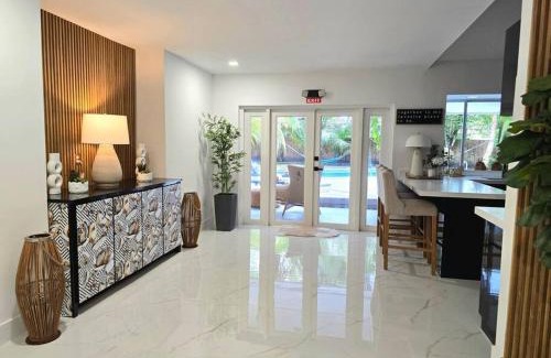 Sunset Villa | Sunset Retreat at Heart of Miami with pool