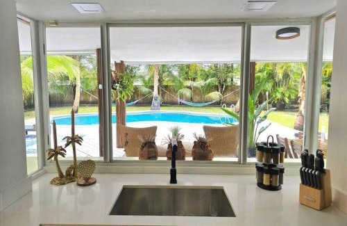Sunset Villa | Sunset Retreat at Heart of Miami with pool
