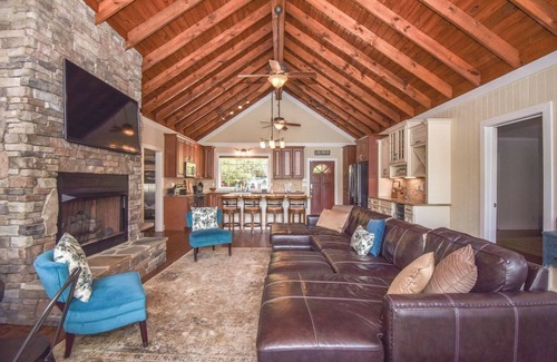 Jacksons' Gap House | Sunset Slough by Big Fish Real Estate Group at Lake Martin