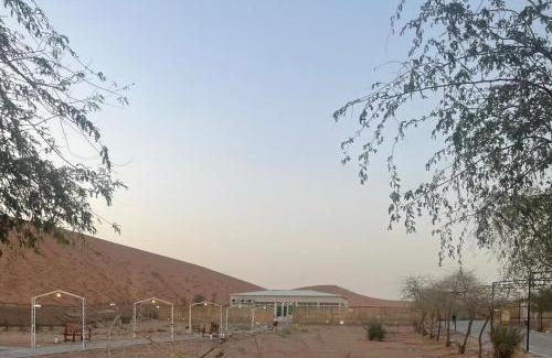 Abu Dhabi House | Sunset valley farmhouse