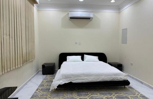 Abu Dhabi House | Sunset valley farmhouse