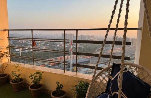 Greater Noida Apartment | Sunset View Paradise By Buddies Home