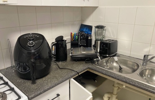 Hamilton Island House | Sunset Waters 17 comes with a Buggy