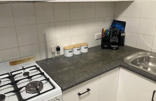 Hamilton Island House | Sunset Waters 17 comes with a Buggy