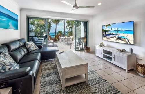 Hamilton Island Apartment | Sunset Waters 12 on Hamilton Island by HamoRent