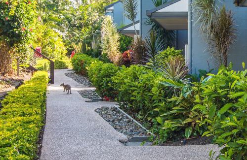 Hamilton Island Apartment | Sunset Waters 12 on Hamilton Island by HamoRent