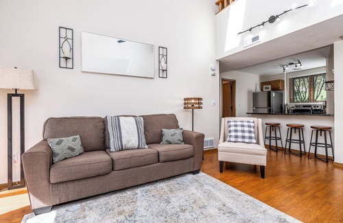 The Galena Territory Villa | Sunsets & Serenity at South Course Villa - Scenic, Soft Beds loaded w/Style!