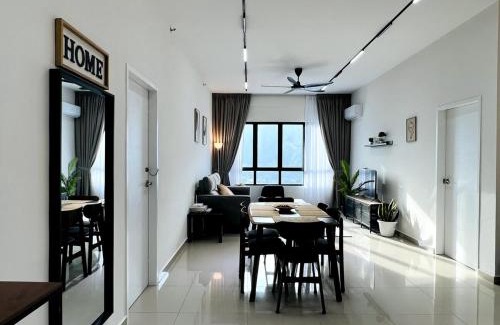 Melayu Apartment | Sunshine Residence Kekloksi View 2R 4pax