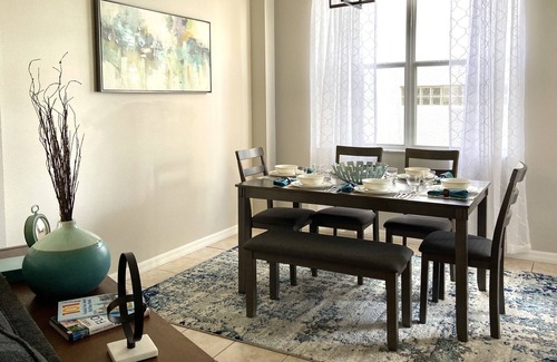 Calabay Parc House | ⭐️Sunshine State of Mind⭐️ Relax a beautiful Pool Home 20 min. from Disney