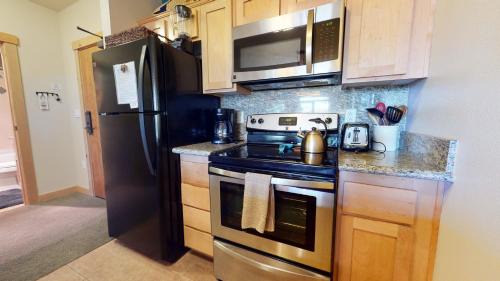 Mammoth Lakes Apartment | Sunstone #127 Condo