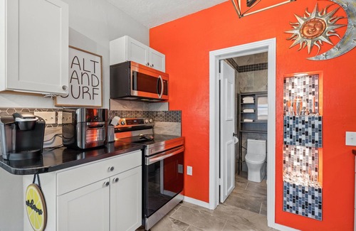 Bradenton Villa | Sunswept Villa 4-riverwalk/park front w/pool, near AMI beaches - pet friendly!