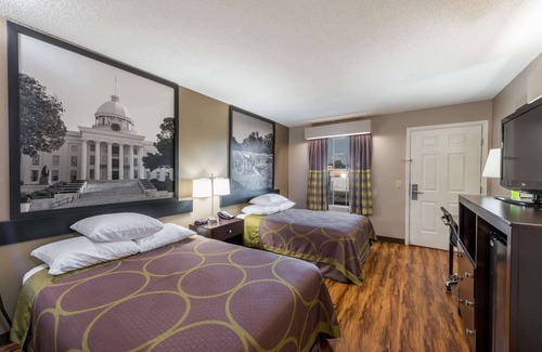 Alexander City Hotel | Super 8 by Wyndham Alexander City