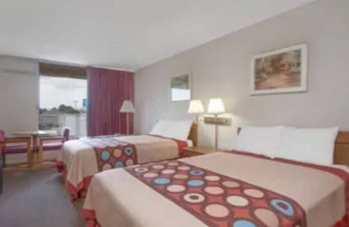 Carlisle Hotel | Super 8 by Wyndham Carlisle North