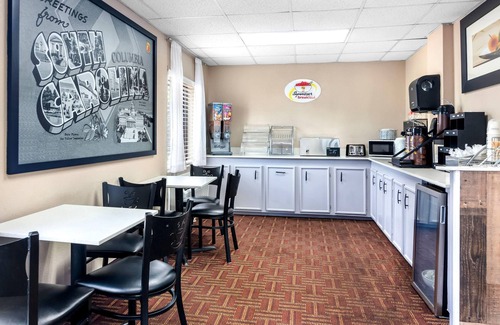 State Park Hotel | Super 8 by Wyndham Columbia