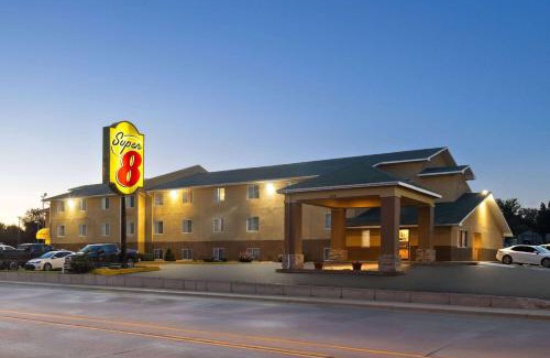 Dodge City Hotel | Super 8 by Wyndham Dodge City