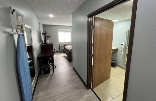 Emporia Hotel | Super 8 by Wyndham Emporia