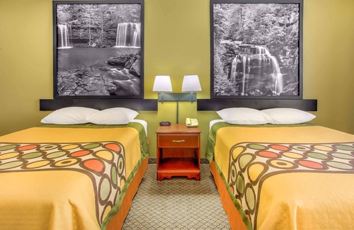 Galva Hotel | Super 8 by Wyndham Galva