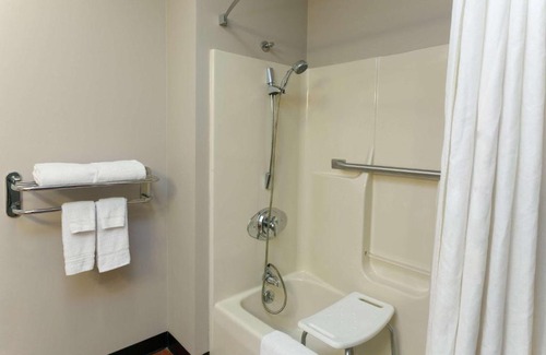 Gilman Hotel | Super 8 by Wyndham Gilman