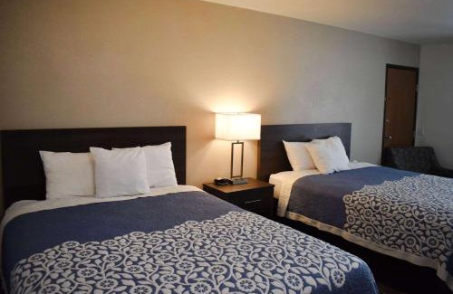 Grand Island Hotel | Super 8 by Wyndham Grand Island
